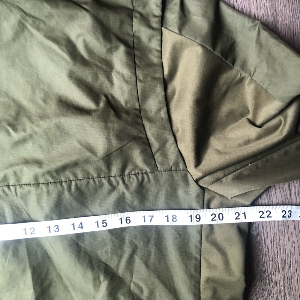 Nike Olive Green Performance Jacket - Picture 9 of 10